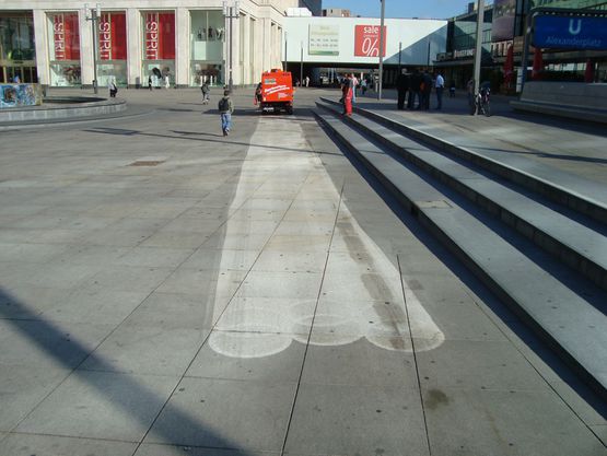 Reinigung Alexanderplatz in Berlin, Deutschland